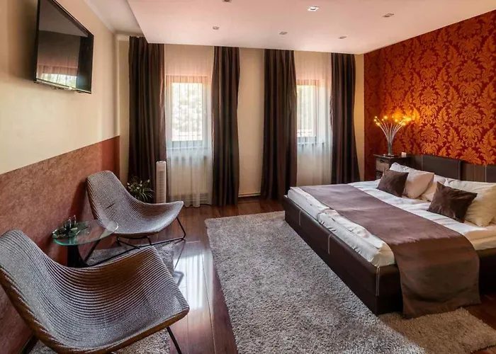 Pollushof Panzio Es Etterem Bed & Breakfast